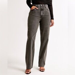 A&F Curve Love Ultra High Rise 90s Straight Jean in Washed Black